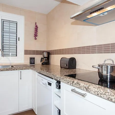 Σπίτι διακοπών Argo, Semi-detached Bungalow Close To The Beach